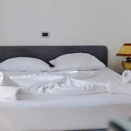 Leon Bed and Breakfast