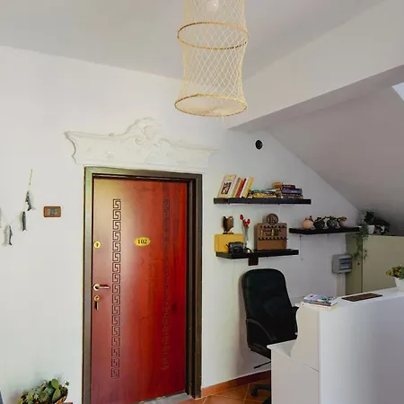 Leon Bed and Breakfast 3*