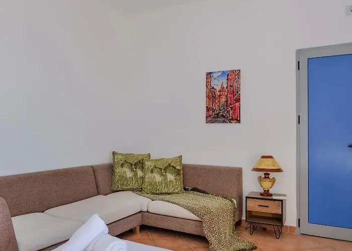 Leon Alojamento de Acomodação e Pequeno-almoço Sarandë