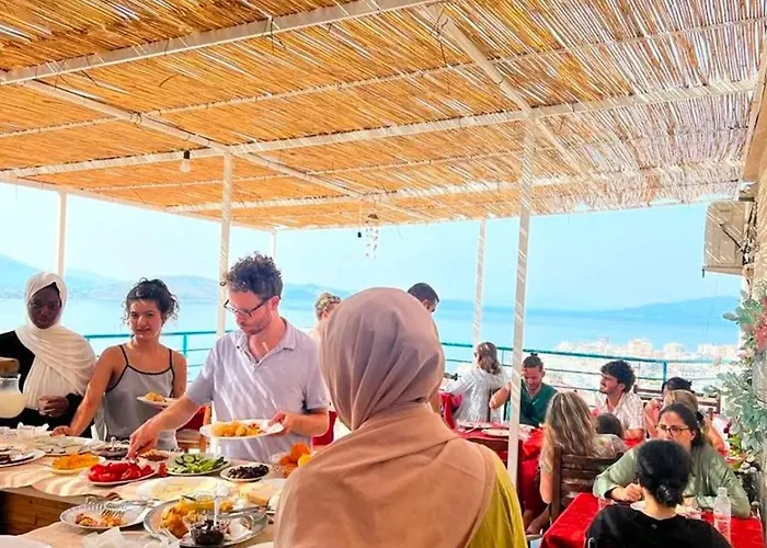 Leon Alojamento de Acomodação e Pequeno-almoço 3*